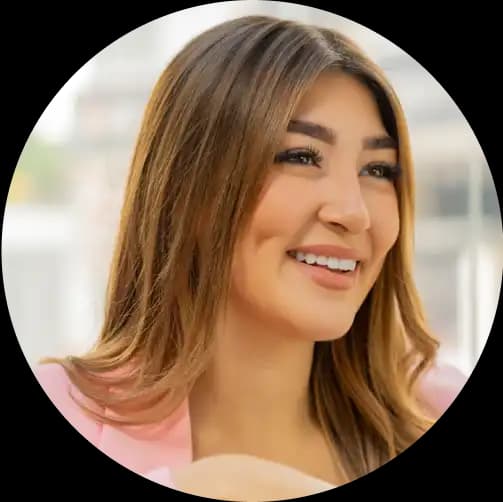 Paula - Manicurista reconocida