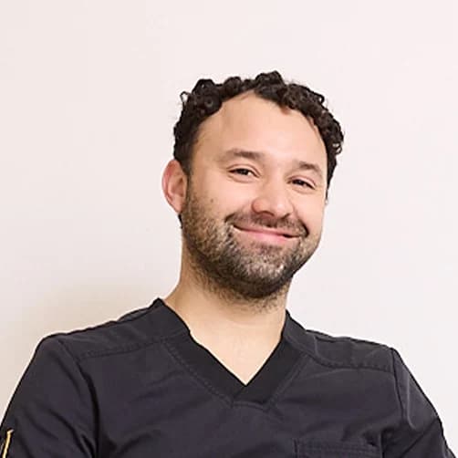 Julio - Fisioterapeuta