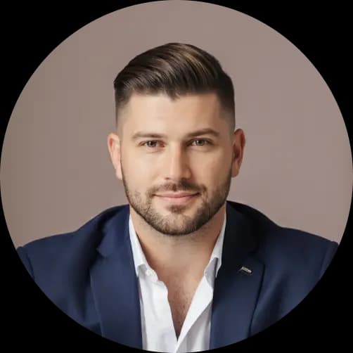 Nicolás - Director Médico