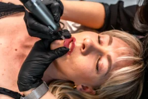 Micropigmentación de labios: qué es, duración y cuidados