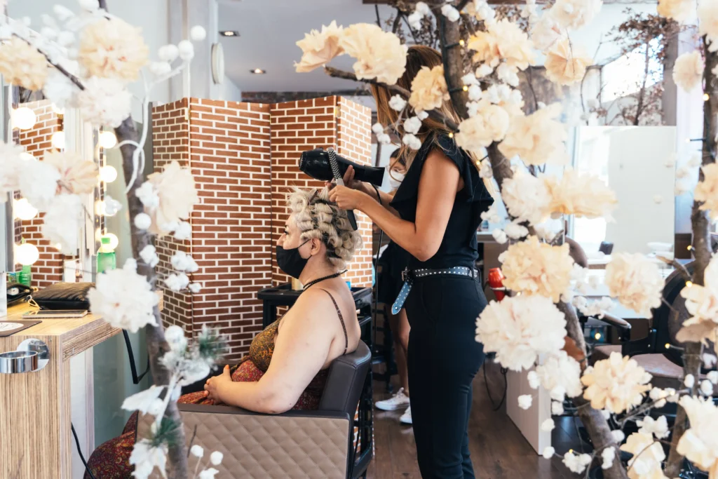 Ideas para decorar salones de belleza pequeños