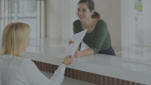 Funciones de un recepcionista – Guía general por tipo de negocio