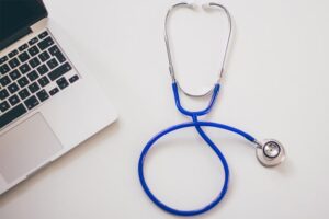 Los beneficios de una agenda médica online en el área de la salud