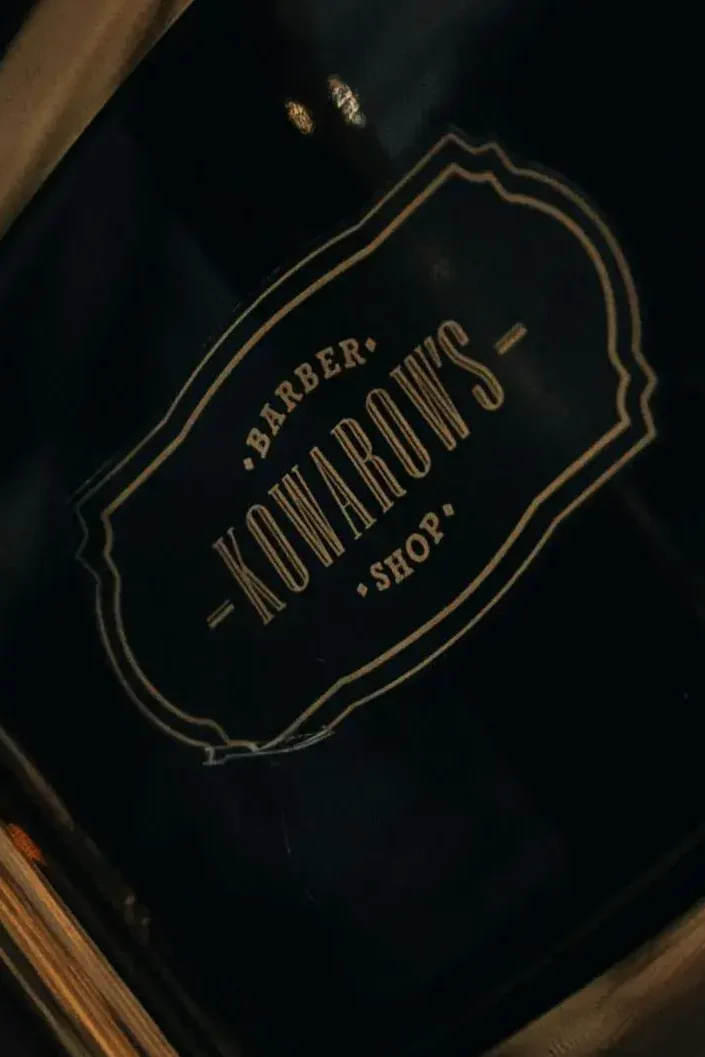  ejemplos de logos de barbería