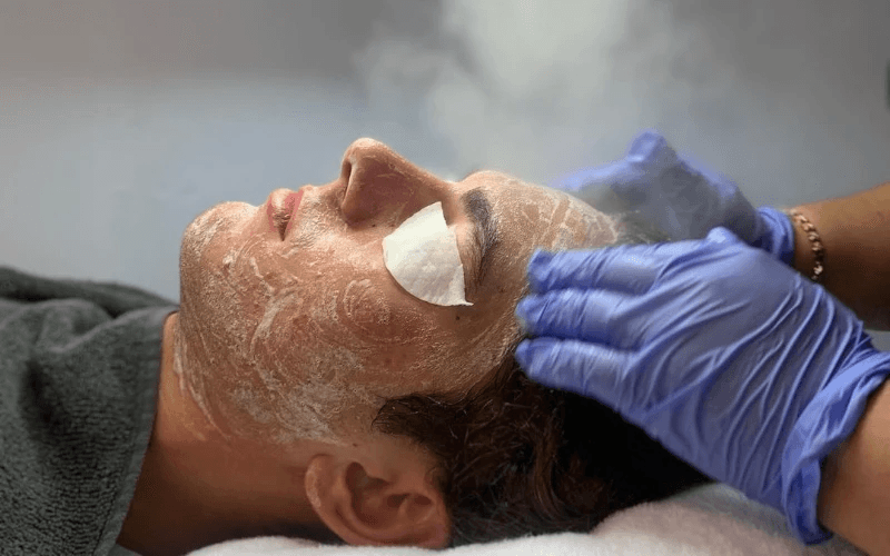 LIMPIEZA FACIAL EXPRESS PARA HOMBRES 
