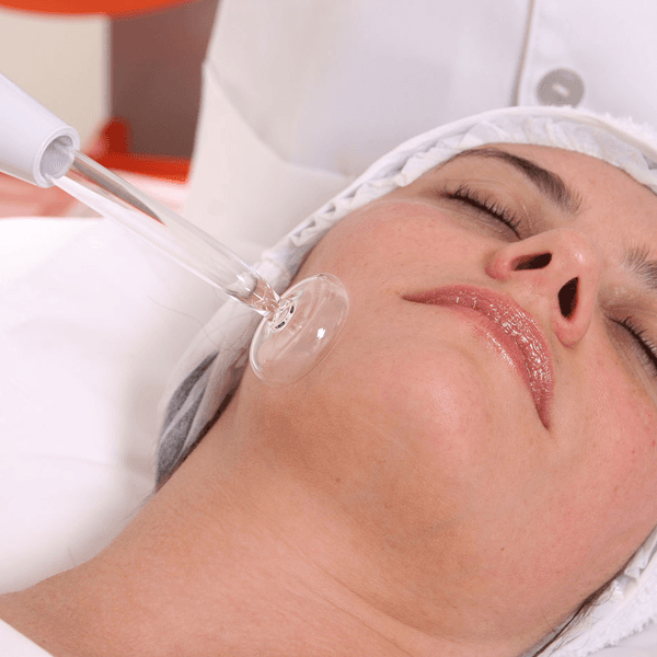 LIMPIEZA FACIAL PROFUNDA