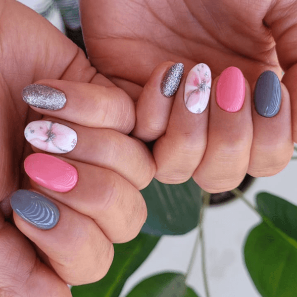 Manicure y Esmaltado Permanente mas 2 Diseños o Francesa