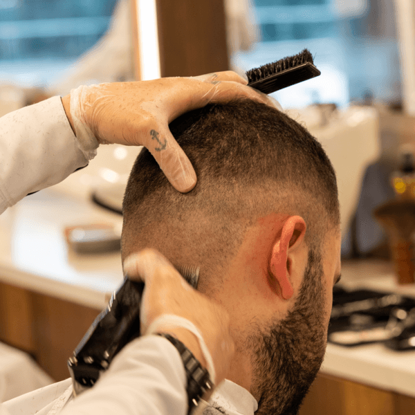 CORTE + BARBA + DEPILACION DE CEJAS