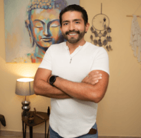 OSCAR ADRIAN - TERAPEUTA HOLÍSTICO