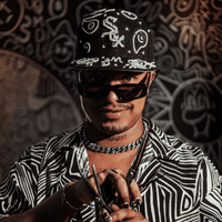 Eliuh Guedez Barber Studio logo