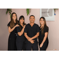 Estudio cejas by Nahired Bernava logo