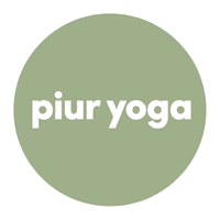 Piur Yoga - Espacio Holístico logo