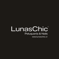 LunasChic logo
