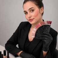 Liss canquiz Nails logo