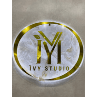 IVY STUDIO logo