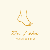 Dr. Ángel G. León Rey / PODIATRA logo