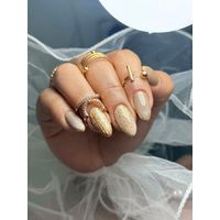 Siempre Divas Studio. Salón de uñas cejas y pestañas. logo