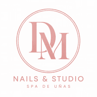 DMnails&studio logo