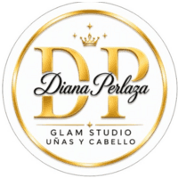 dianaperlaza@glam studio uñas y cabello logo