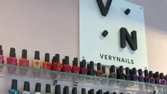 VeryNails interior