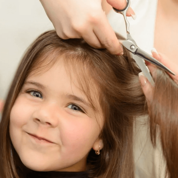 Corte Niño/a con Pato