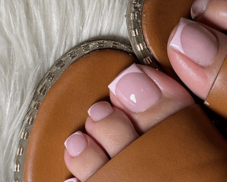Pedicure Spa + perfeccionamiento en Polygel