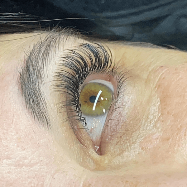 PROMO LUNES - EXTENSION DE PESTAÑAS PELOXPELO, 2D O 3D