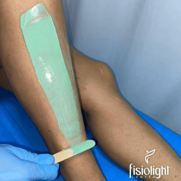 DEPILACIÓN CERA MEDIA PIERNA