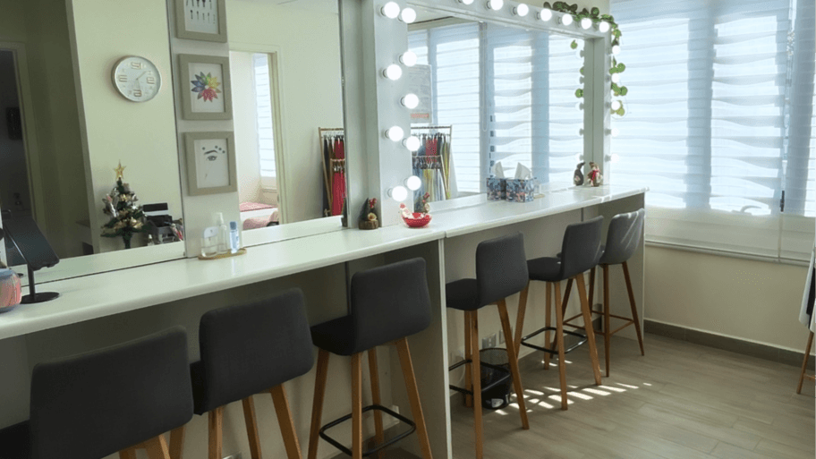 Lmaquillaje Makeup Studio interior