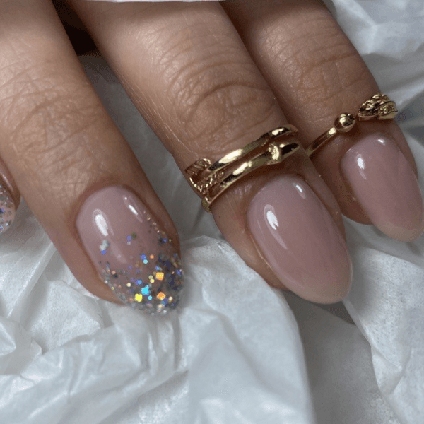 Realce/kapping/hibrido de polygel + gel en uña natural + retiro de otro salón