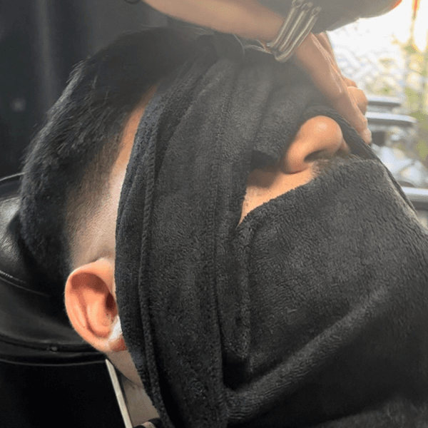 Corte de pelo + Barba (con Toallas Calientes)