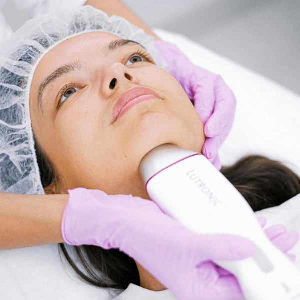 HIFU Cara + Papada + Cuello + 3 sesiones de Radiofrecuencia Tripolar de regalo