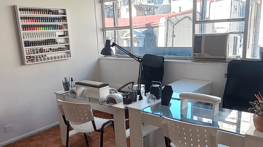 LAFRAN NAILS STUDIO interior