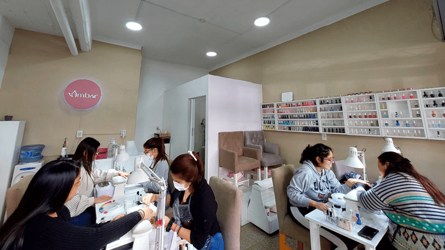 Salón de Belleza AMBAR interior