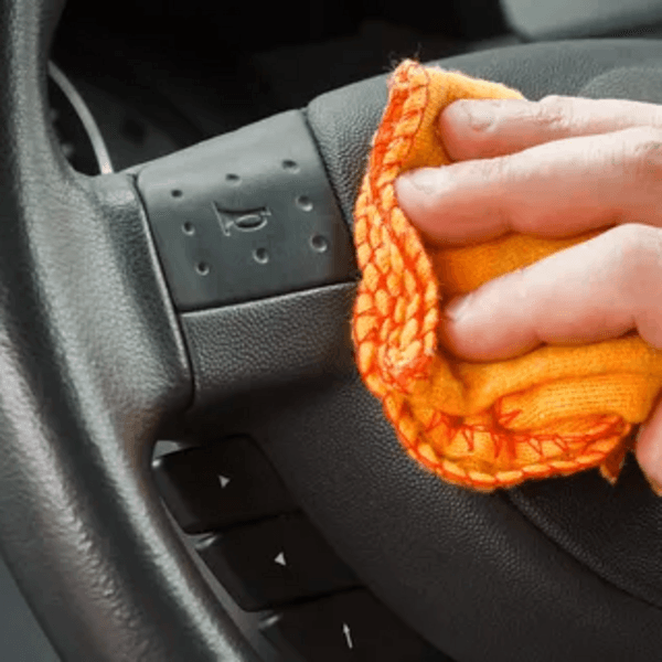 DESCONTAMINADO Y PROTECCION DE PLASTICOS - INTERIOR - ASPIRADO PROFUNDO