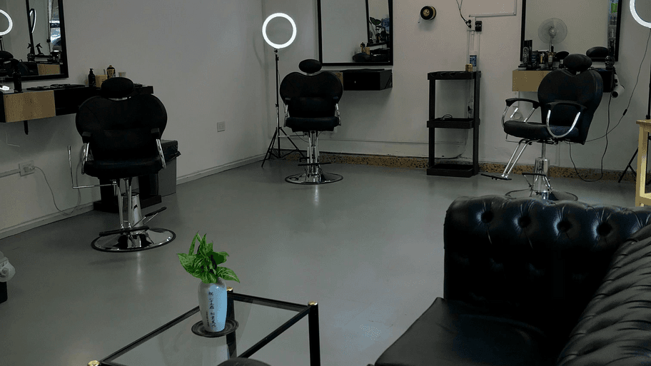 KATANA´S BARBER STUDIO interior