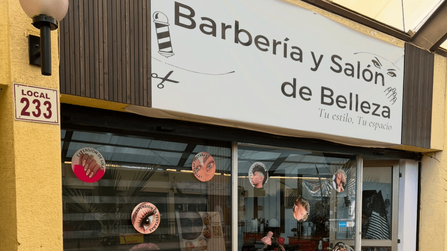 Barber shop & Spa Bosslady by Dassoriginal interior