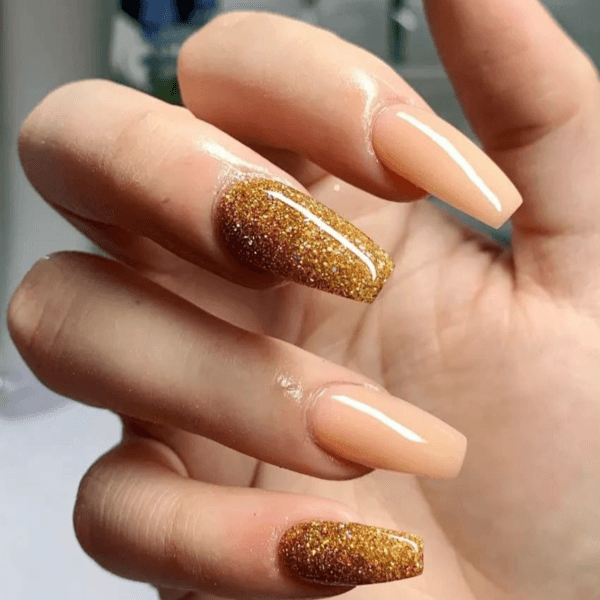 UÑAS EN SOFT GEL DEGRADÉ O DISEÑO SIMPLE DESDE