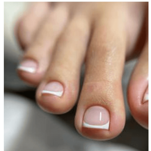 Pedicura + esmaltado clásico (no permanente)