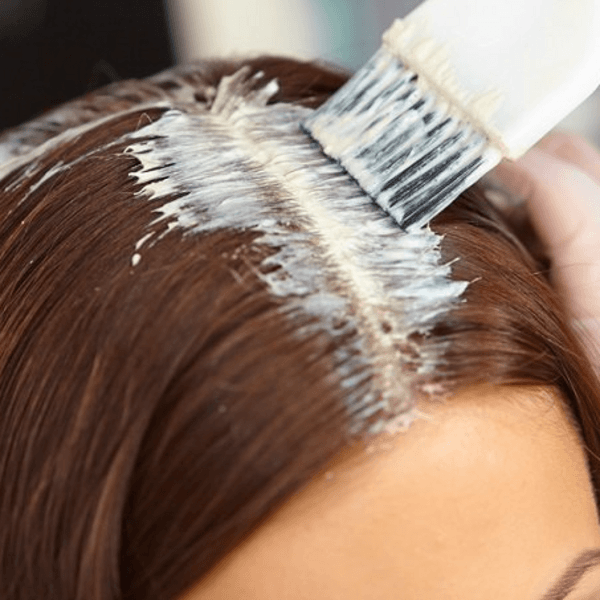 Coloración retoque raíz con amoniaco