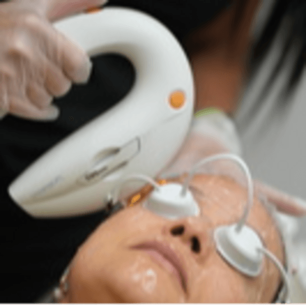 Contorno de ojos M22