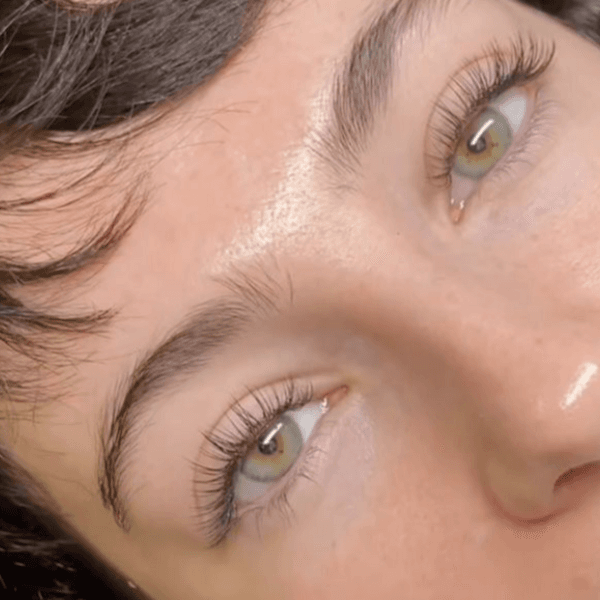 Extensiones de pestañas: Efecto Clásico