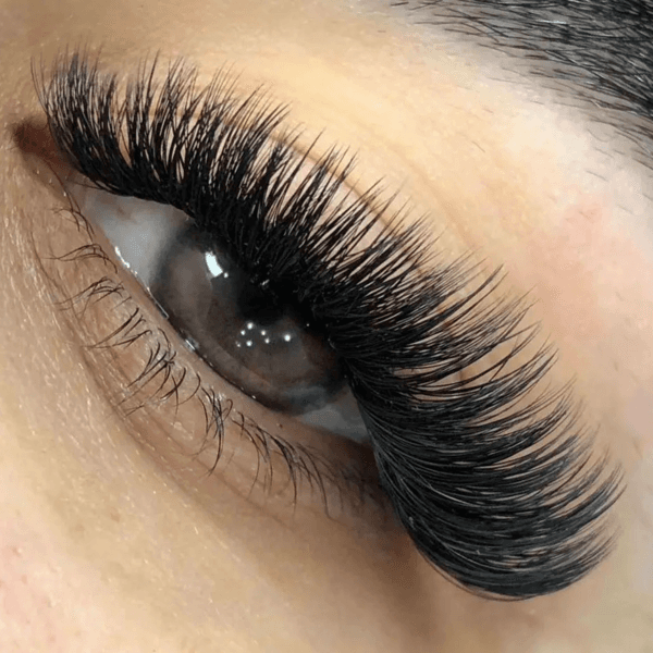 - Pestañas mega volumen