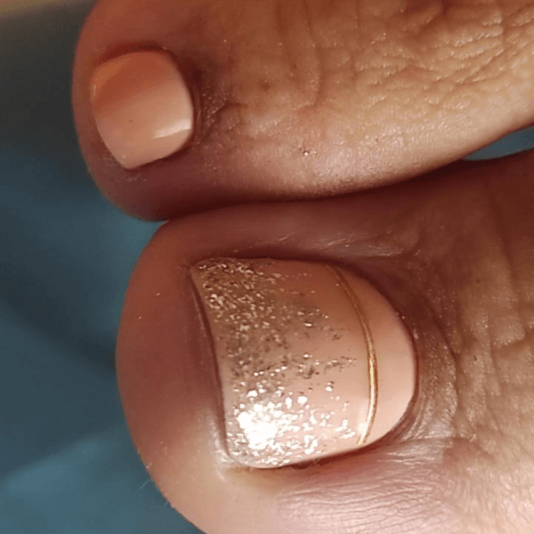 Pedicure & esmalte permanente