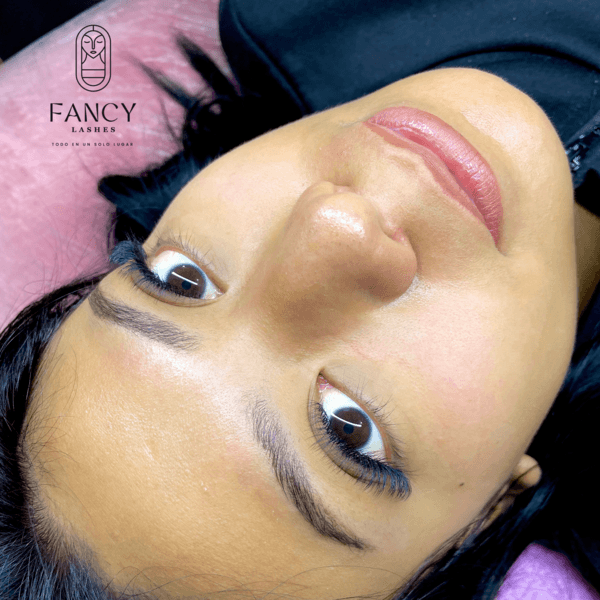 Retoque Pestañas Volumen Arabe 3D 15 dias