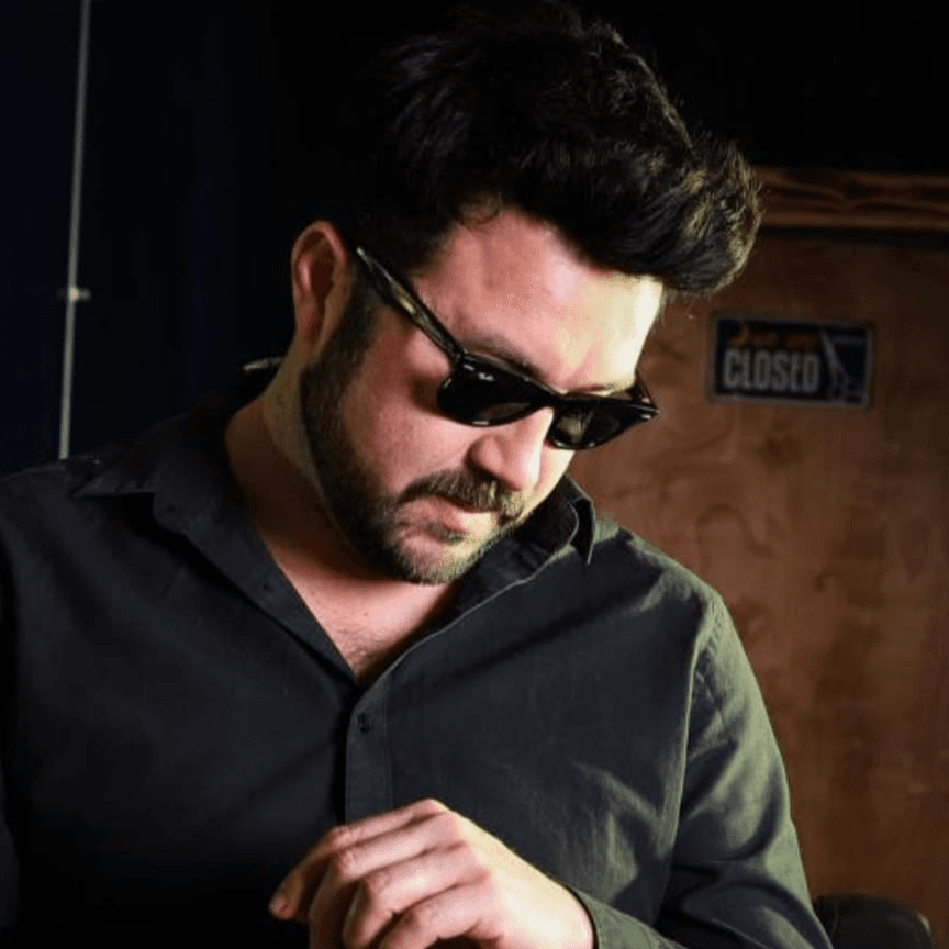 Álvaro González photo