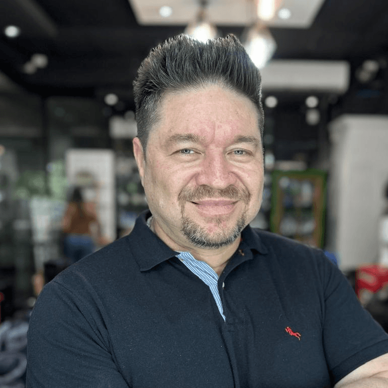 Sandro Amezquita photo