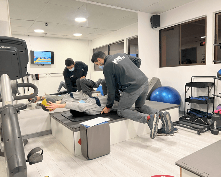 Evaluación Ejercicio Clínico KNL