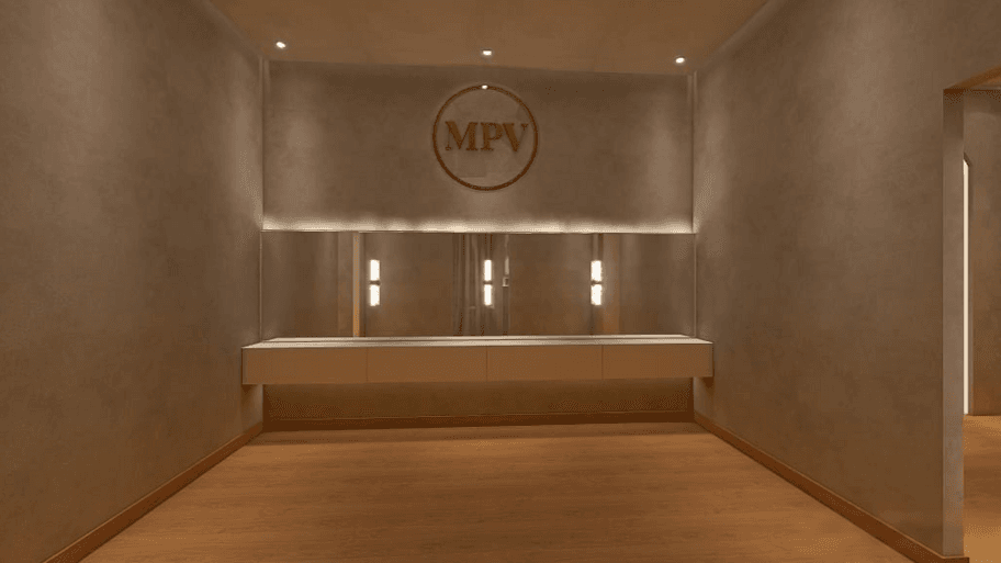 MPV - Studio interior