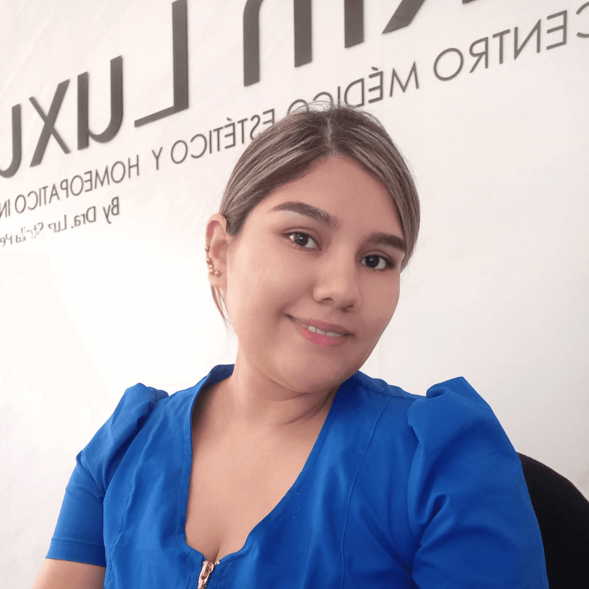 Cosmetòloga, esteticista: Saida Vivas photo